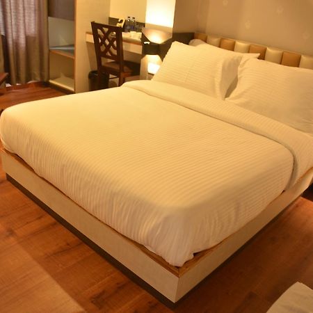Hotel Aura شيلونغ المظهر الخارجي الصورة