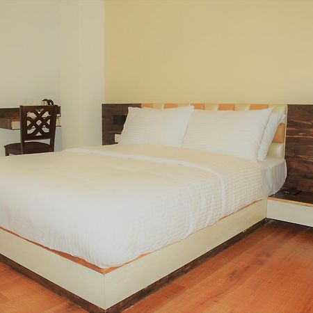 Hotel Aura شيلونغ المظهر الخارجي الصورة