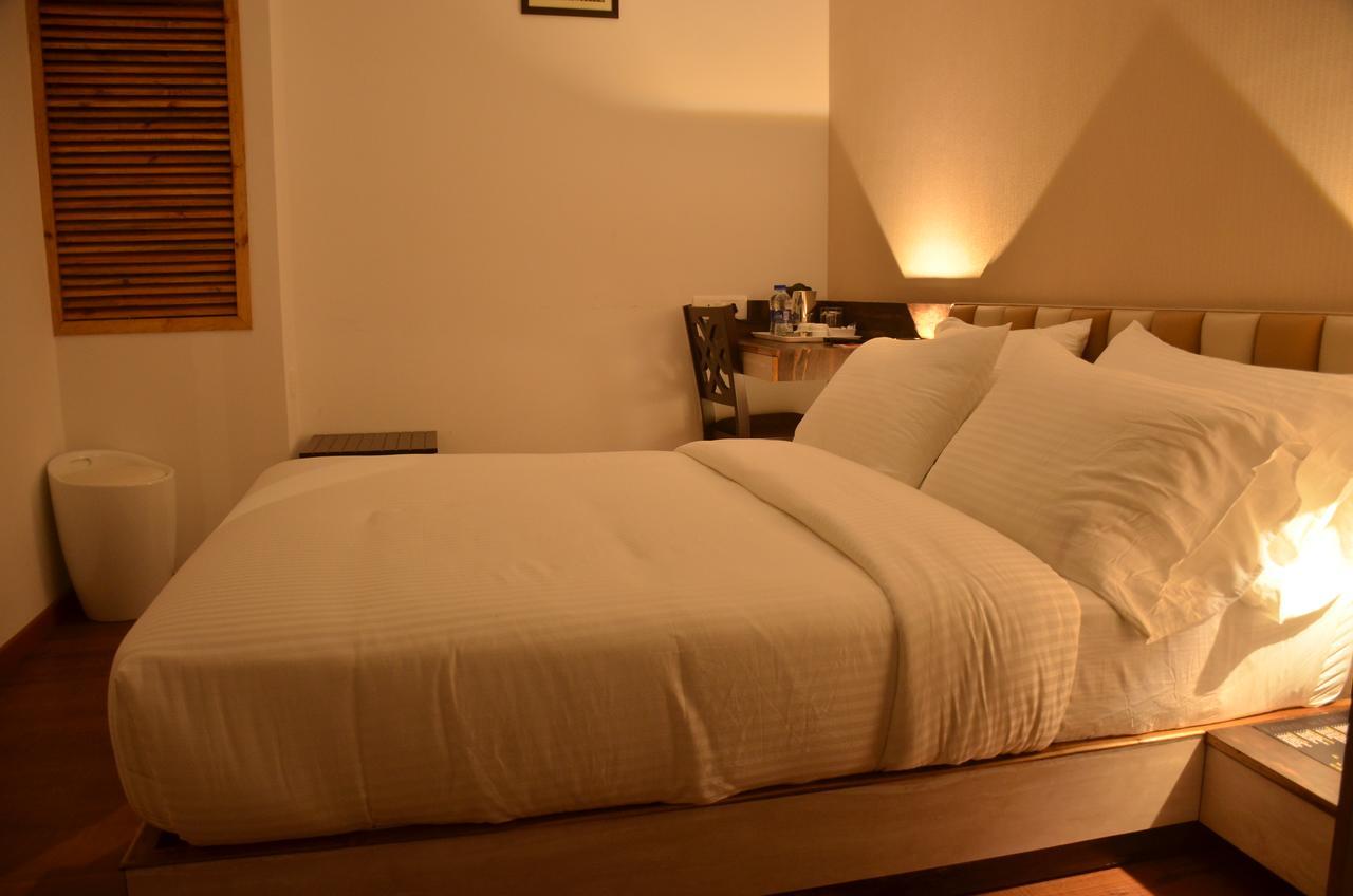 Hotel Aura شيلونغ المظهر الخارجي الصورة