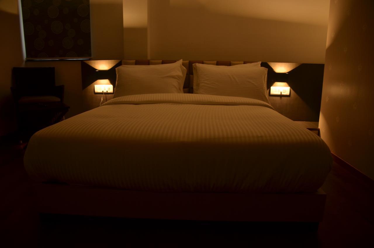 Hotel Aura شيلونغ المظهر الخارجي الصورة